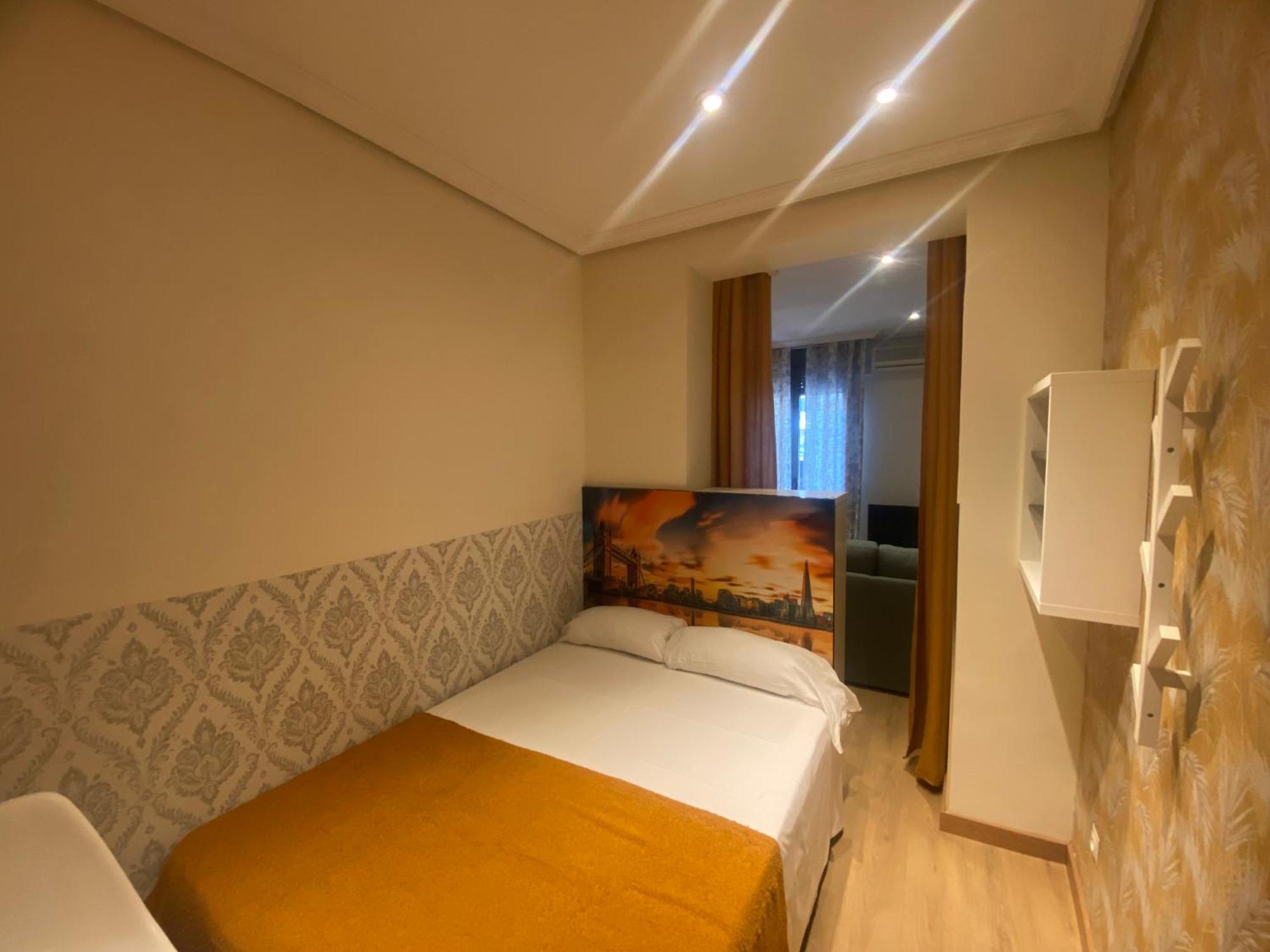 Ferienwohnung El Jardin Del Angel Ferrocarril Madrid Exterior foto
